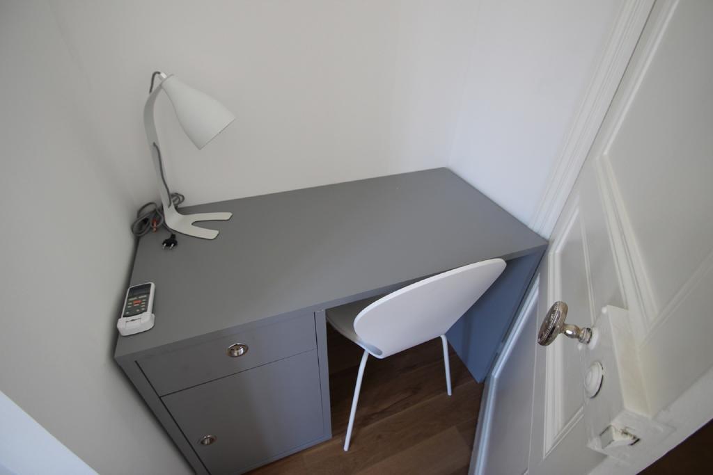 Des Postes Appartement *